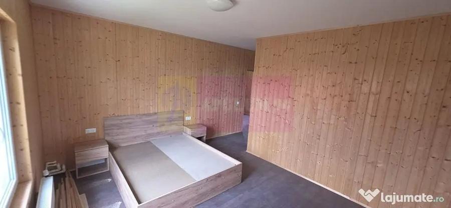 Casă cu 4 camere cu Teren 1001 Mp în Brebu