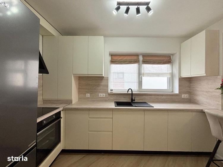 Apartament cu 4 camere în Cristian