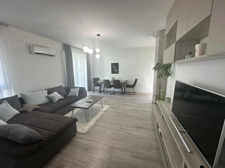 Apartament cu 2 camere decomandat în Aradului