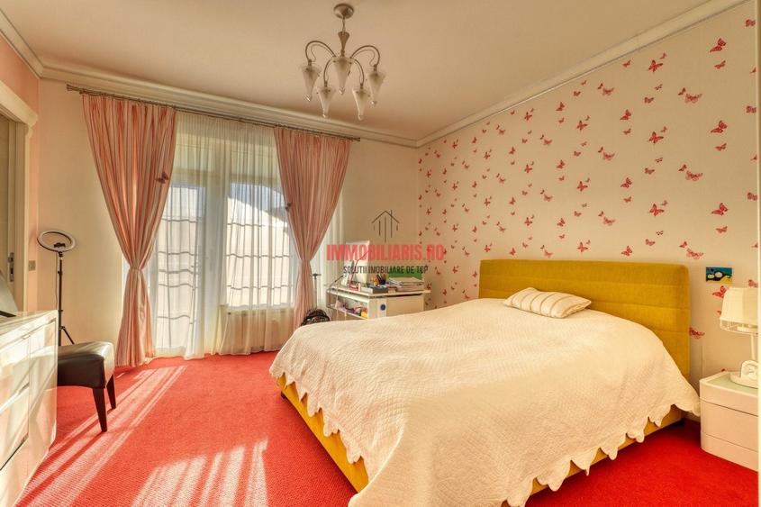 Apartament cu 3 camere decomandat în Theodor Pallady