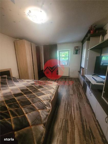 Casă cu 4 camere cu Teren 600 Mp în Lazu