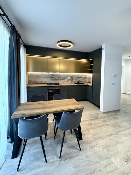 Apartament cu 2 camere decomandat în Aradului