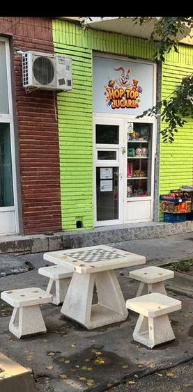 Spațiu comercial, de 15 mp, în Mihai Bravu