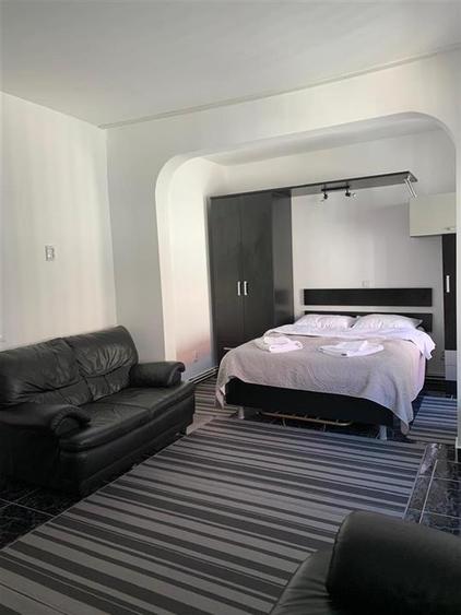Apartament cu 2 camere semidecomandat, mobilat în Centrul Istoric