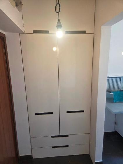 Apartament cu 2 camere semidecomandat în Barbu Văcărescu