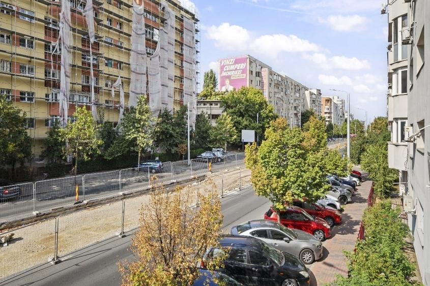 Apartament cu 2 camere decomandat, mobilat în Calea Călărașilor