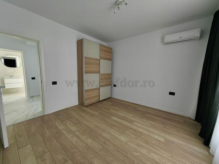 Casă individuală cu 5 camere cu Canalizare în Pipera