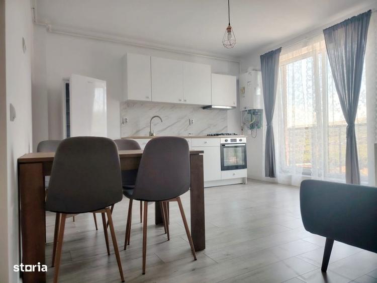Apartament cu 3 camere decomandat în Chinteni