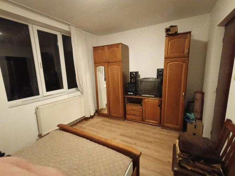 Apartament cu 3 camere decomandat în Vatra Dornei