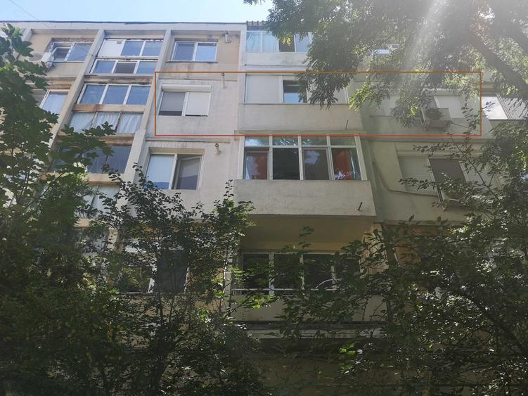 Apartament cu 2 camere semidecomandat în Independenței