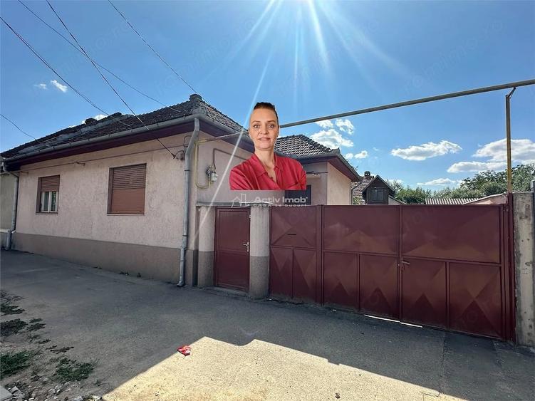 Casă cu 3 camere cu Teren 238 Mp în Est