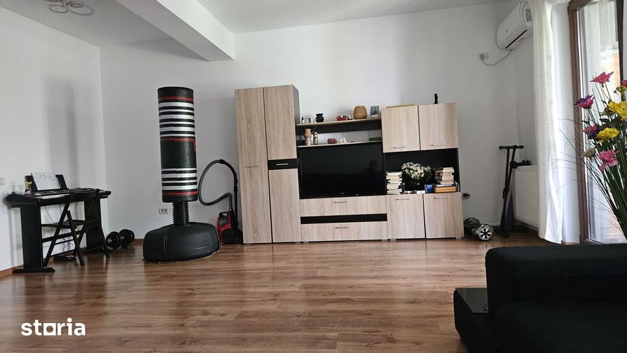 Casă cu 4 camere cu Teren 80 Mp în Chiajna