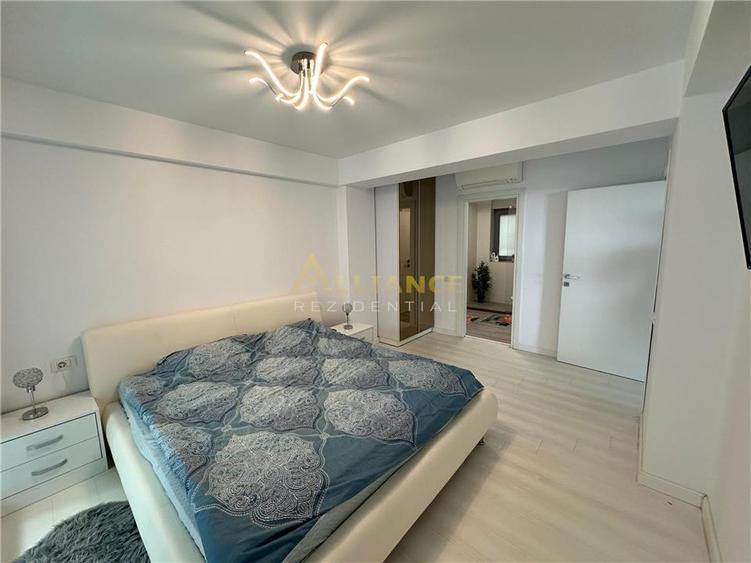 Apartament cu vedere la mare de vanzare in Wave 2 Mamaia - plaja Azimuth - 2