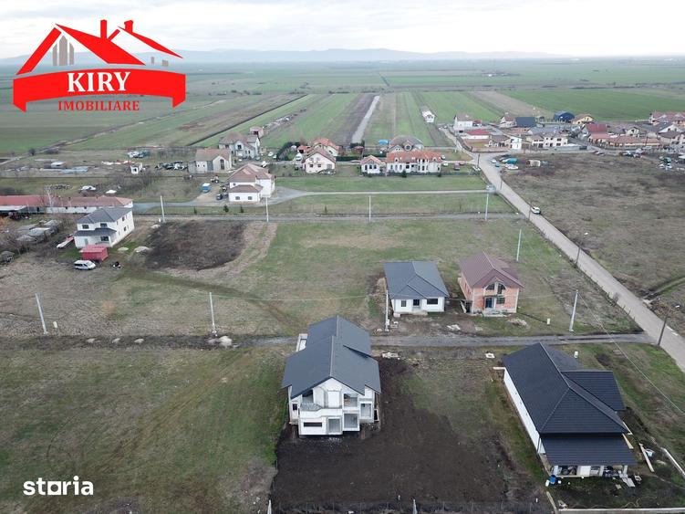 Teren de 525 mp, în Livada