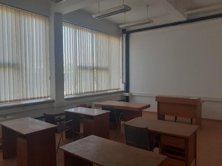 Birou, 3200 mp în 1 Mai