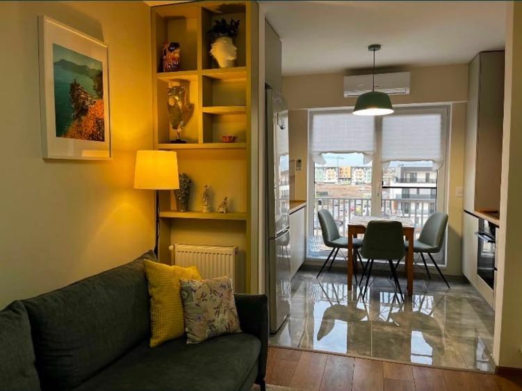 Apartament cu 2 camere semidecomandat în Theodor Pallady