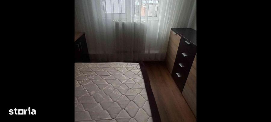 Garsoniera confortabila cu balcon, mansarda - 7