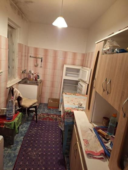 Apartament cu 3 camere semidecomandat în Tomis Nord