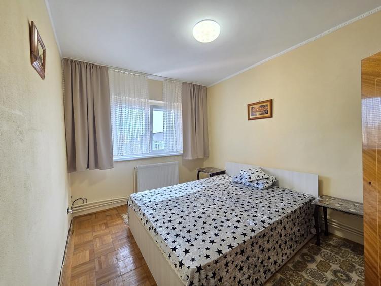 Apartament cu 2 camere decomandat în Mazepa 2
