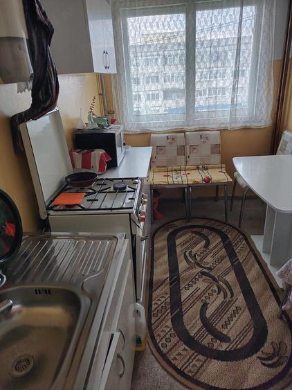 Apartament cu 2 camere semidecomandat în Vest