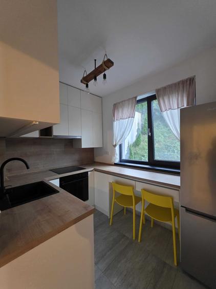 Apartament cu 2 camere decomandat în Centrul Istoric