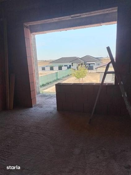 Casă cu 4 camere cu Teren 120 Mp în Calea Aradului