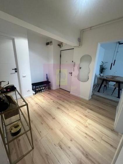 Apartament cu 4 camere decomandat în Morarilor