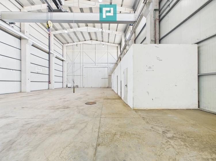 Spațiu comercial, de 2,000 mp, în Poltur