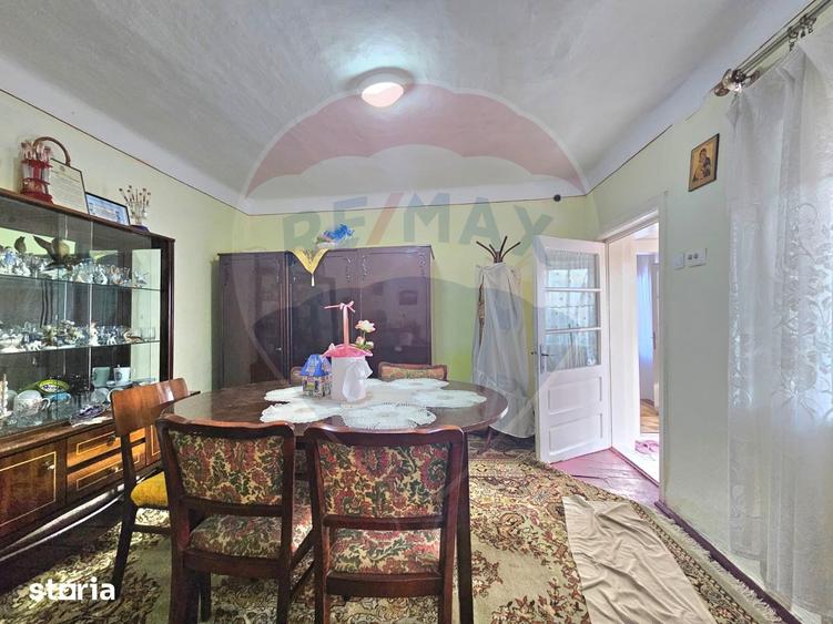 Casă cu 3 camere cu Teren 269 Mp în Central