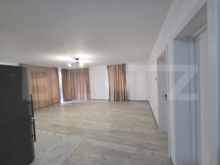 Apartament cu 3 camere decomandat, mobilat în Florești