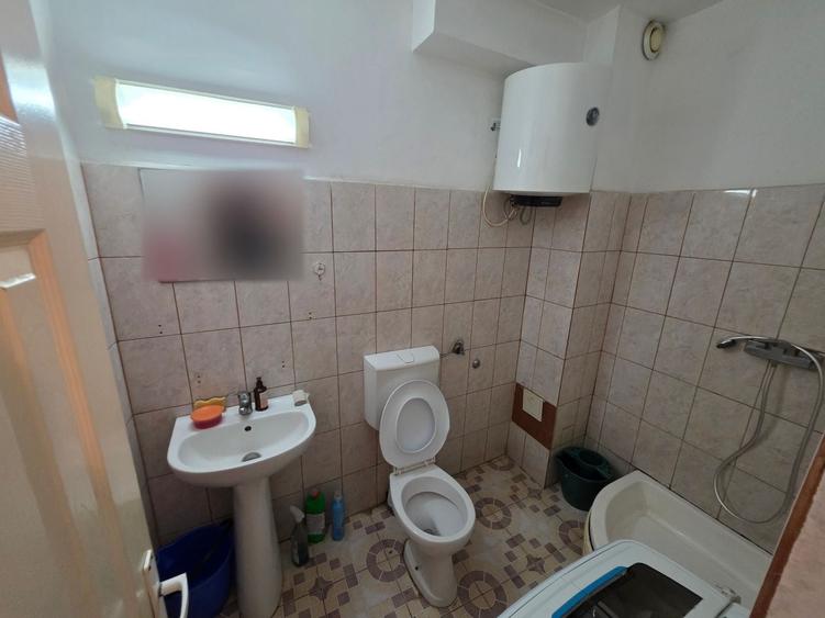 Garsonieră decomandată, mobilată în Central
