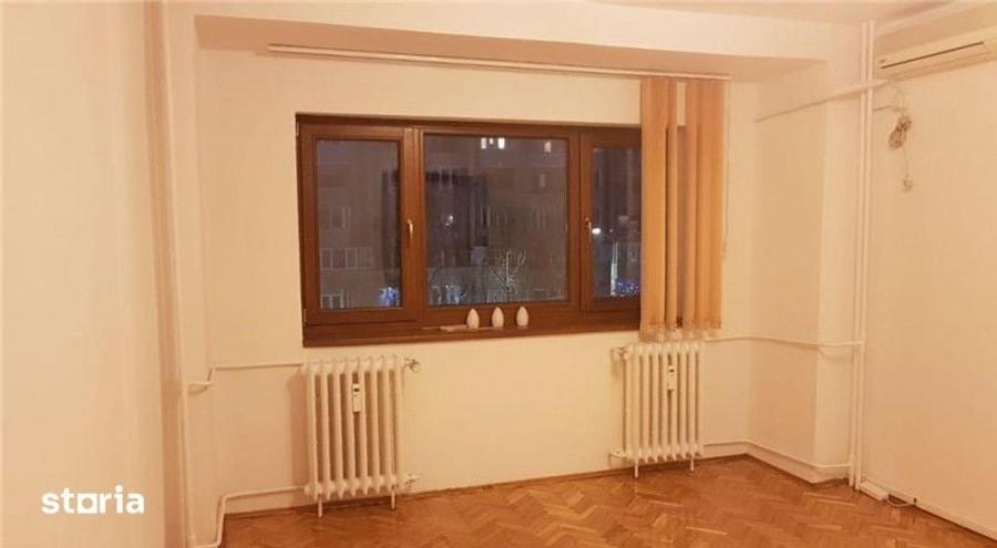 Spațiu comercial, de 85 mp, în Decebal