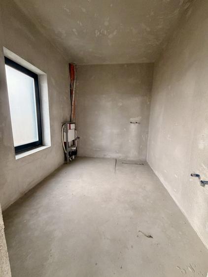 Duplex cu 4 camere cu Canalizare în Dumbrăvița