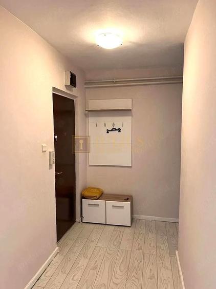 Garsonieră decomandată, mobilată în Complex Studențesc