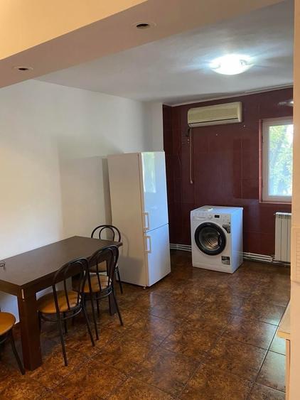 Apartament cu 2 camere decomandat în Exterior Vest