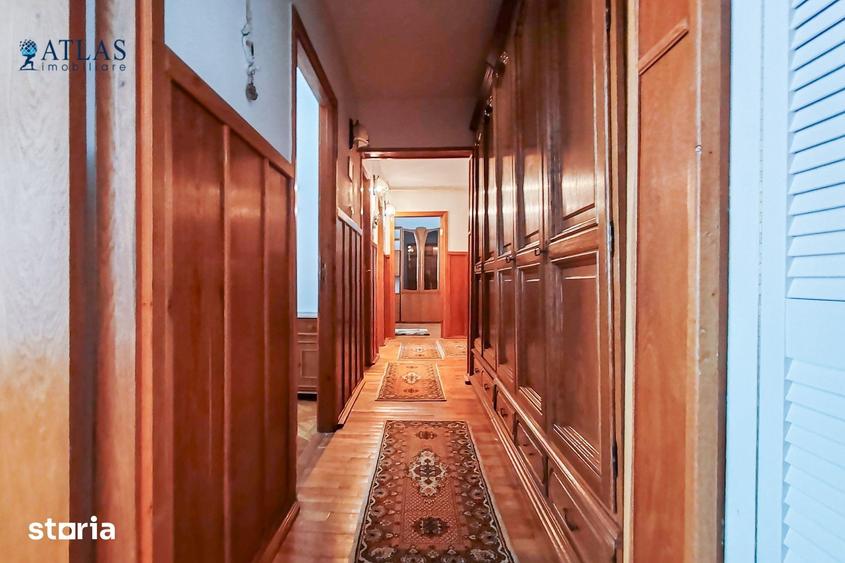 Apartament cu 3 camere decomandat în Valea Cetății