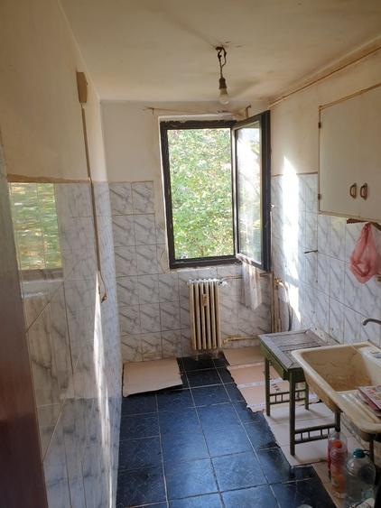 Garsonieră decomandată în Berceni