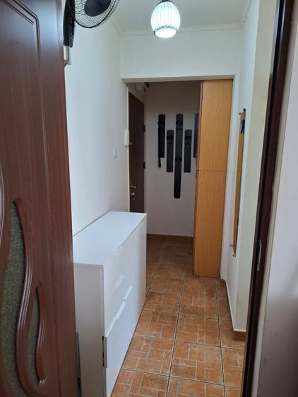 Apartament 2 camere semidecomandat bloc reabilitat termic la 50 m de scoala 99 si gradinita floare albastra - 8