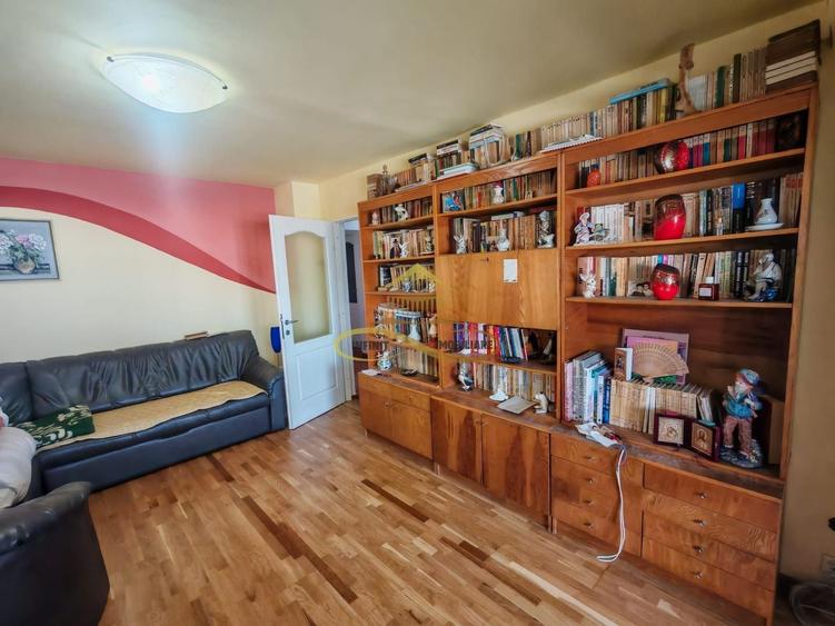 Apartament cu 3 camere decomandat, mobilat în Ștefan cel Mare