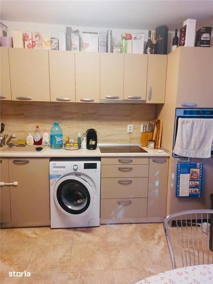 Apartament cu 2 camere decomandat, mobilat în Tei