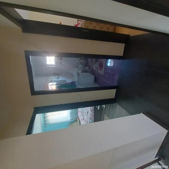 Casă cu 4 camere în Poiana lui Stângă