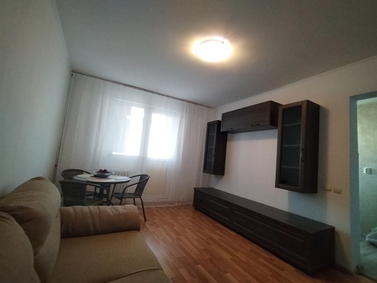Apartament cu 2 camere decomandat în Chișinau