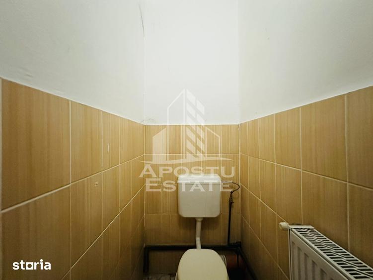Spațiu comercial, de 65 mp, în Micălaca