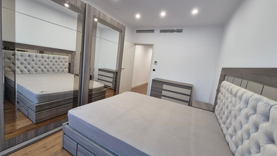 Apartament cu 3 camere decomandat în Kiseleff