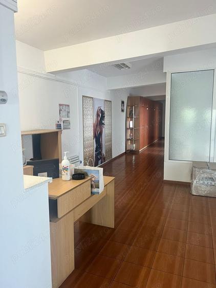 Spațiu comercial, de 305 mp, în Zona Industrială
