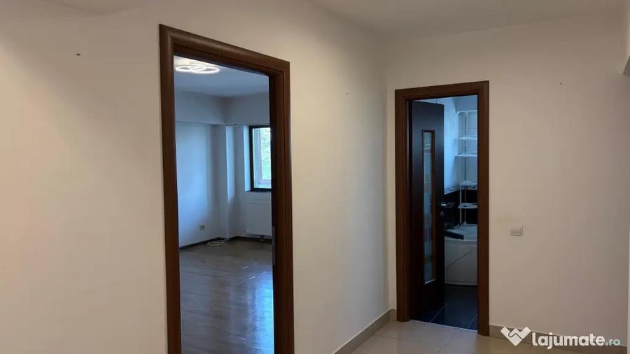Apartament cu 2 camere decomandat în 9 Mai