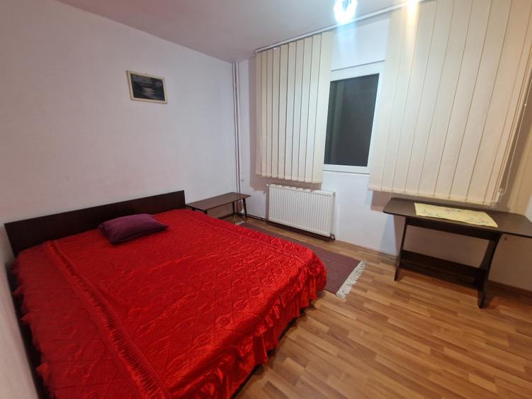 Apartament cu 2 camere semidecomandat în Medicină