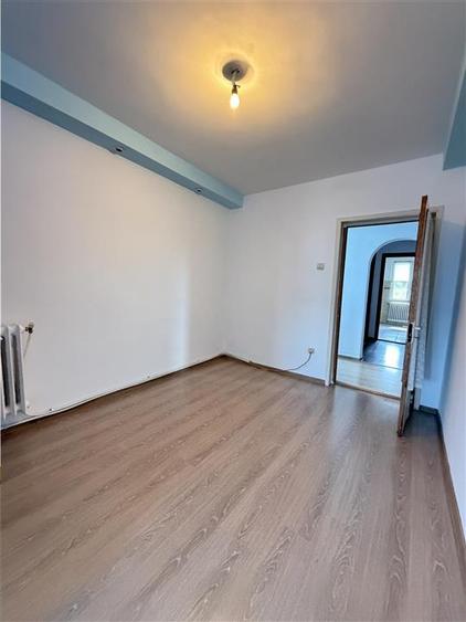 Apartament cu 2 camere decomandat în Frumoasa