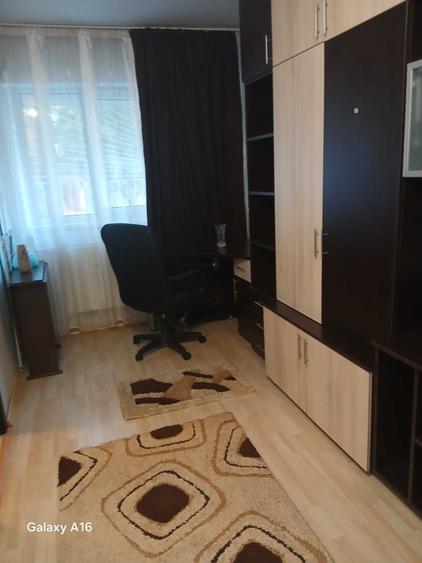 Garsonieră decomandată în Rahova