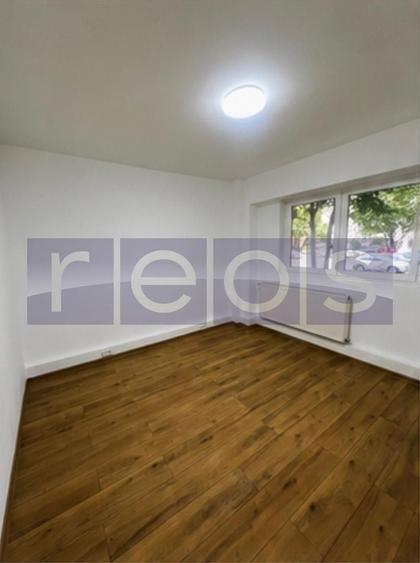 Apartament cu 4 camere în Tineretului
